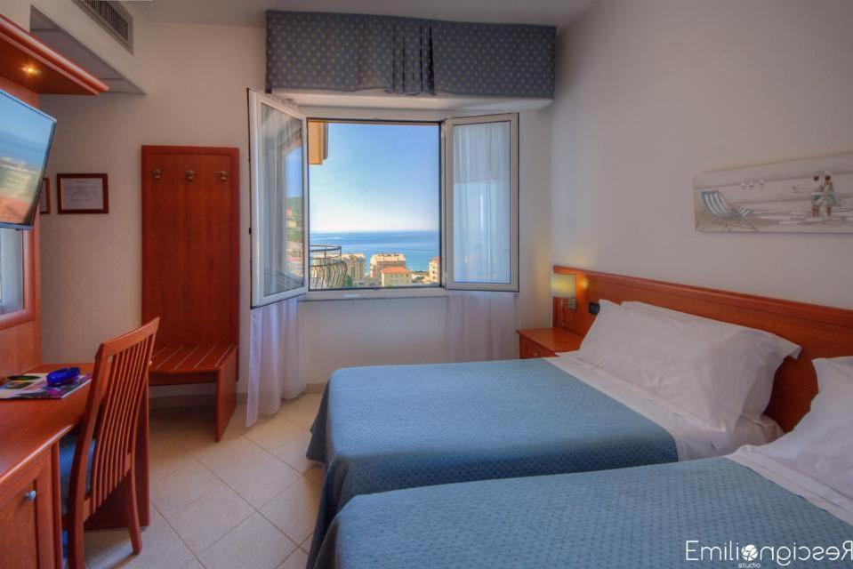 Hotel Noris Finale Ligure Exterior photo